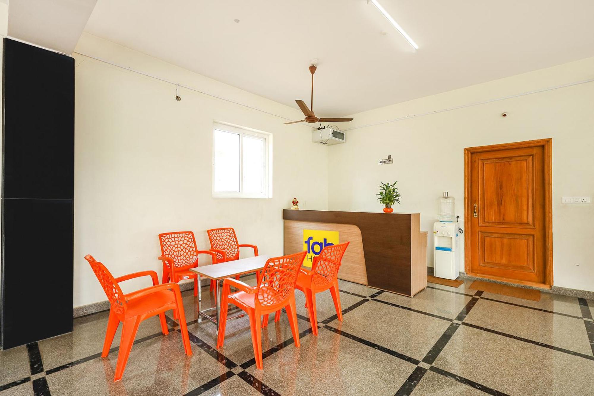 Fabhotel Karthikeya Residency - Tirupati Bus Stand - 900M Kültér fotó