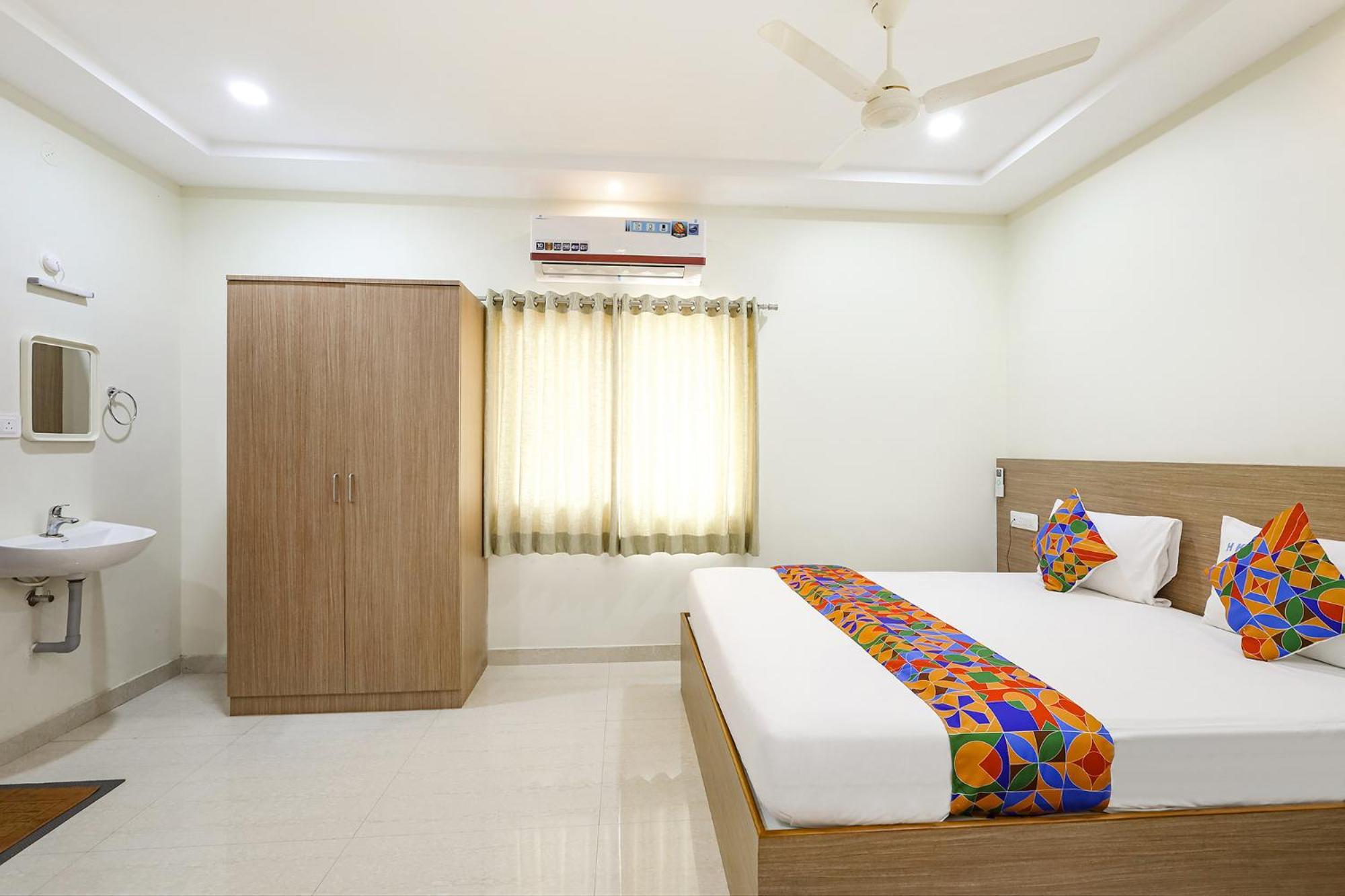 Fabhotel Karthikeya Residency - Tirupati Bus Stand - 900M Kültér fotó