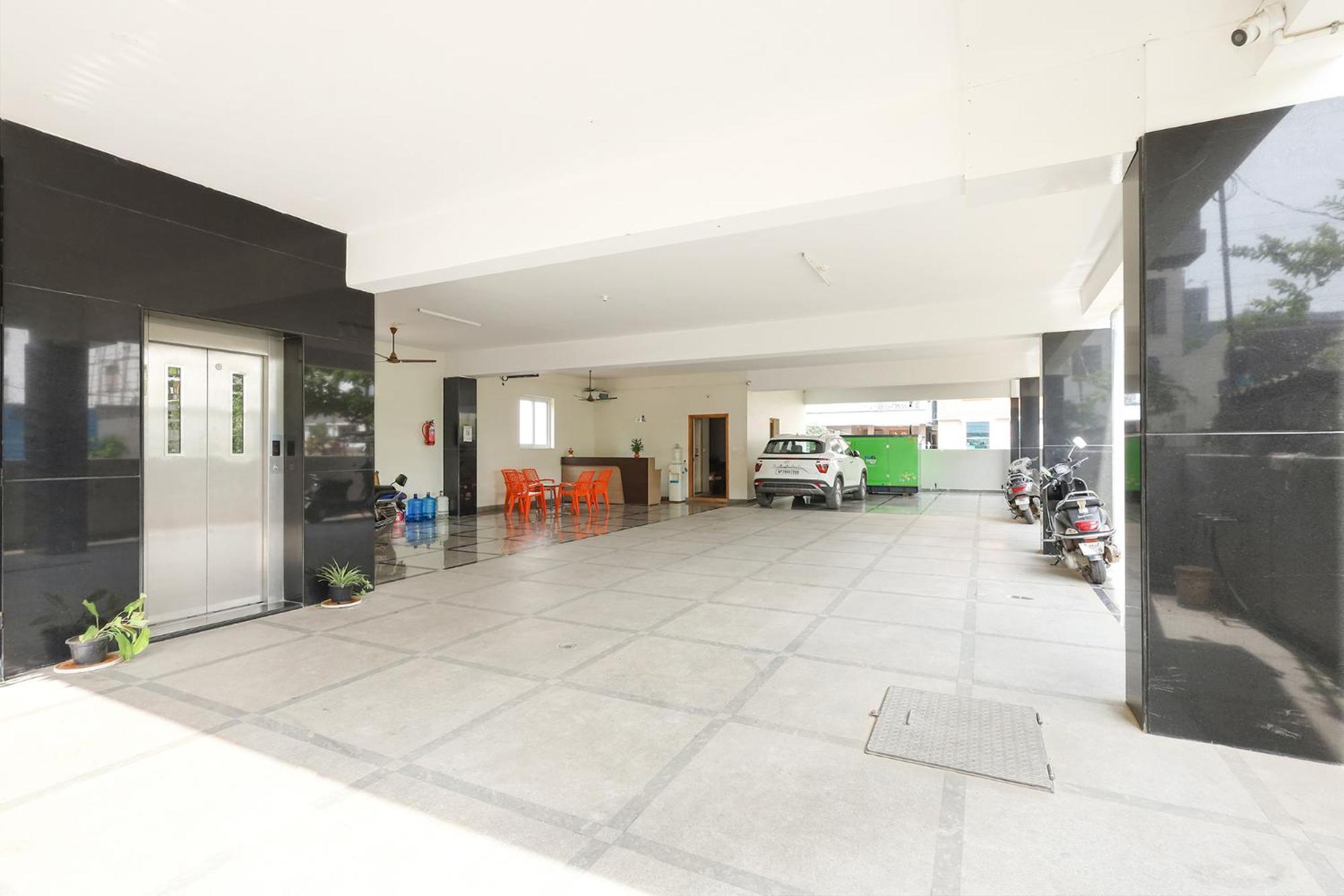Fabhotel Karthikeya Residency - Tirupati Bus Stand - 900M Kültér fotó