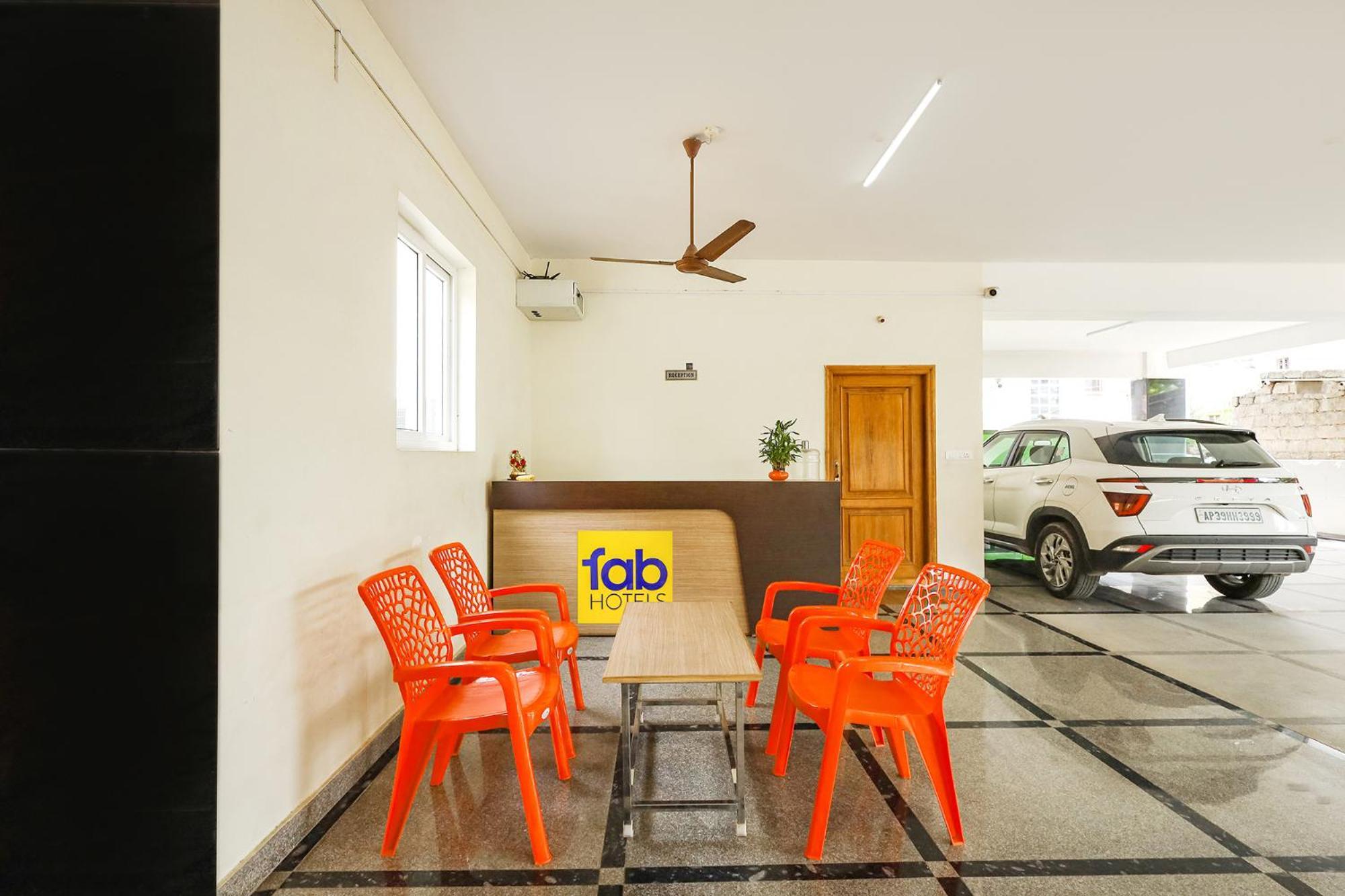 Fabhotel Karthikeya Residency - Tirupati Bus Stand - 900M Kültér fotó